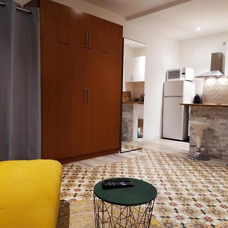 Charmant Studio Au Coeur De Каси Екстериор снимка